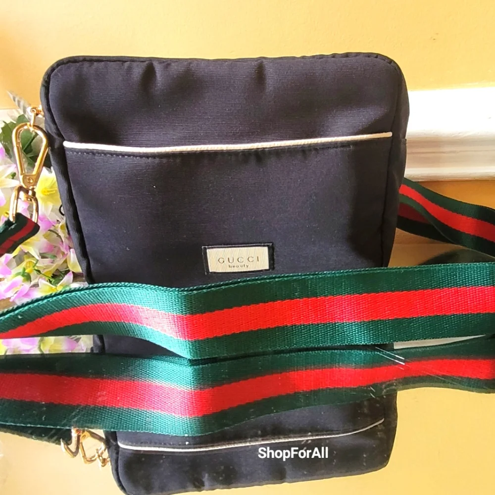 - Gucci - Picture 3 of 16